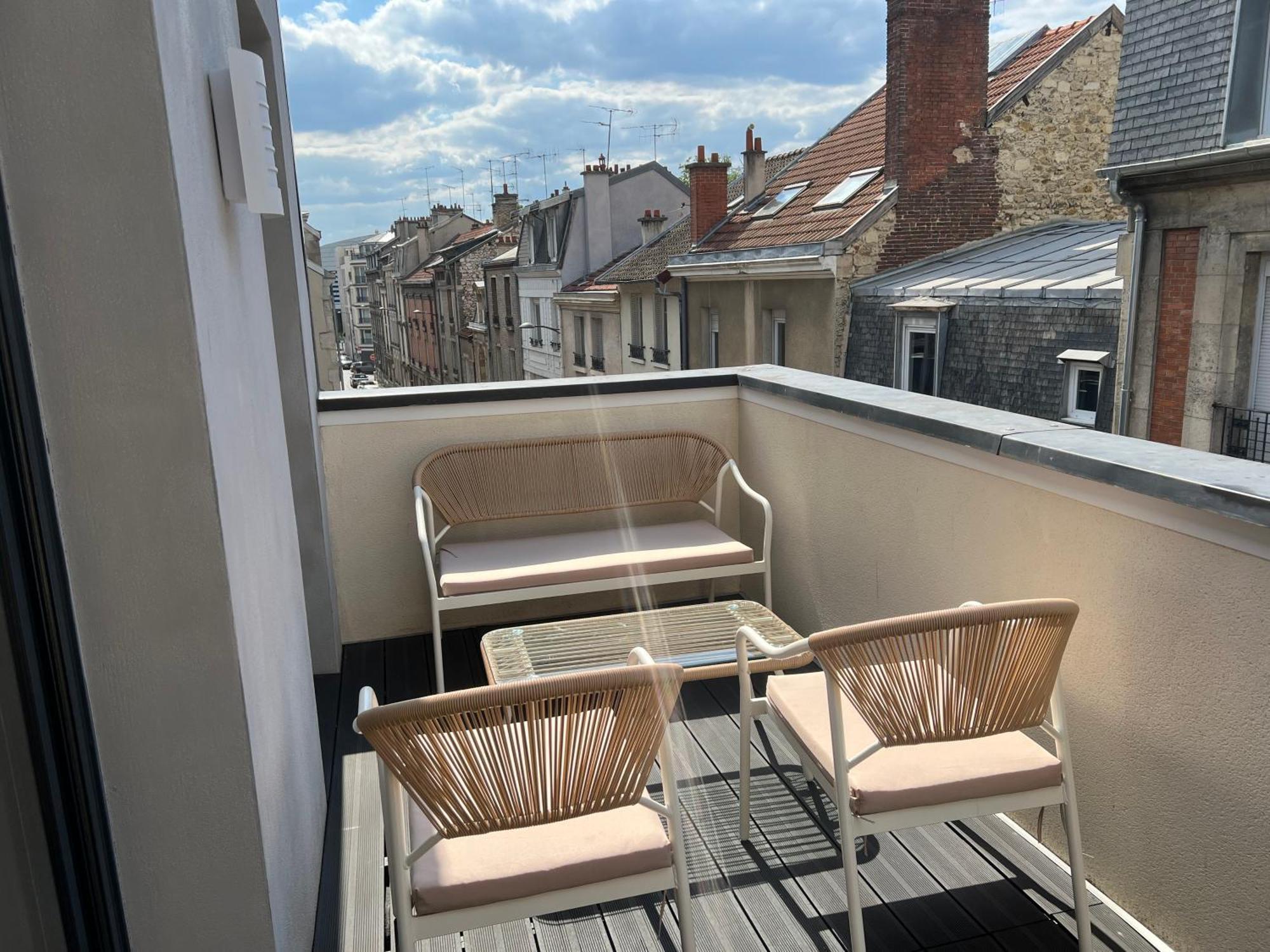 Mm Suites Town House Terrasse แร็งส์ ภายนอก รูปภาพ